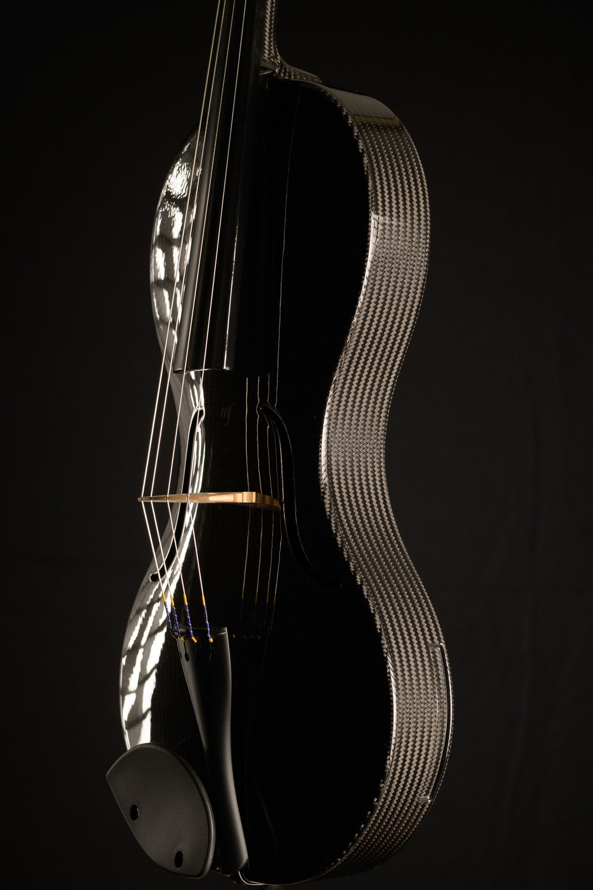 mf | core Viola 15 inch, right side view