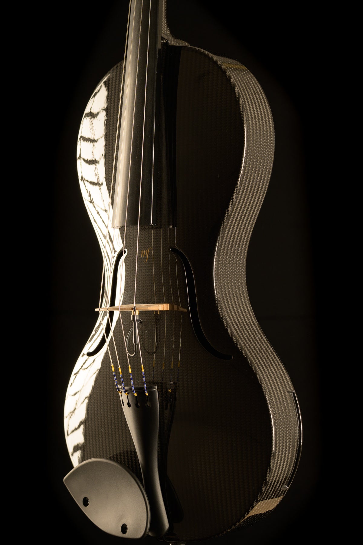 mf | core Viola 16.5 inch Hybrid, right side view