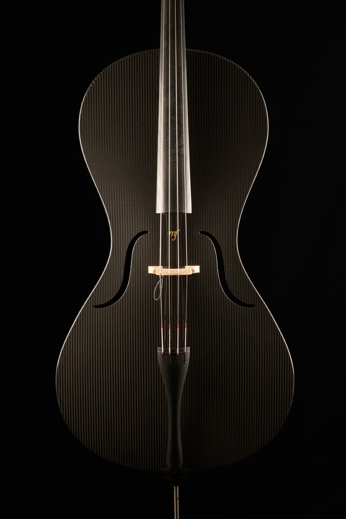 mf | solo Cello, front view